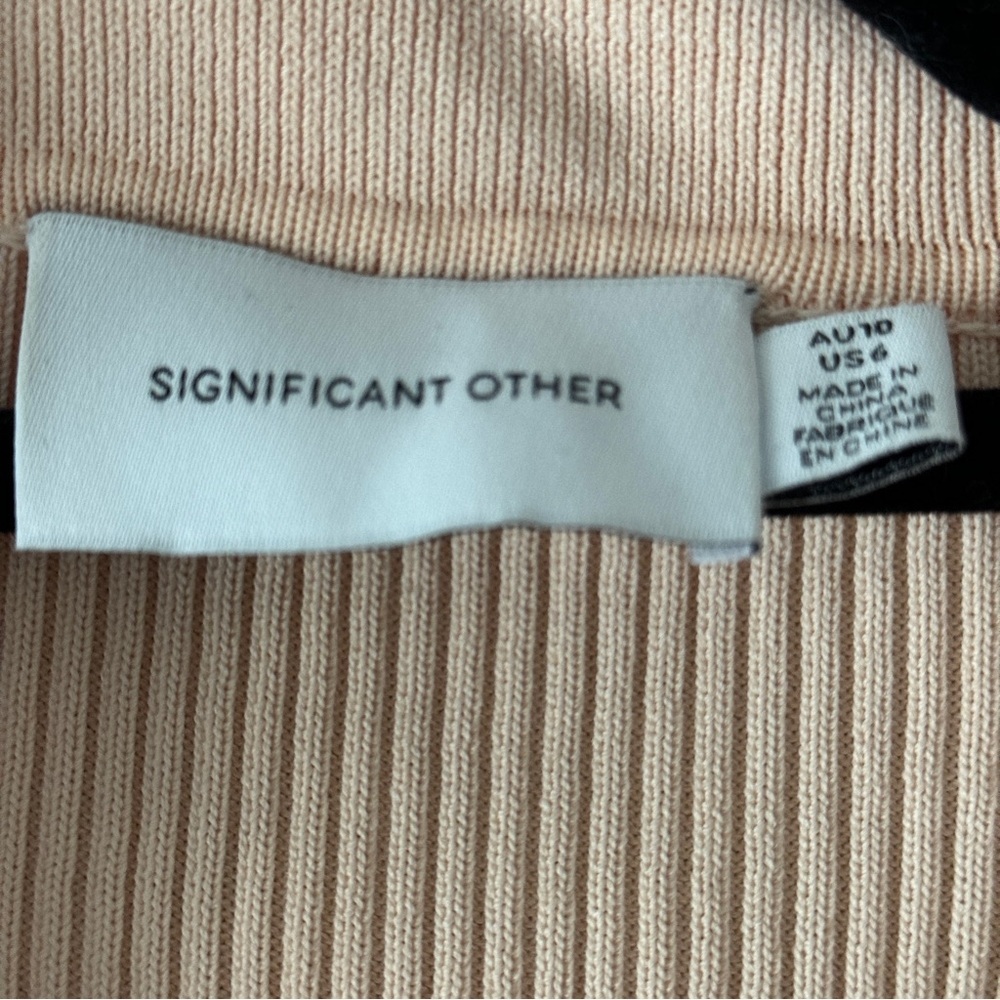 Significant Other Delta Knit Dress in Apricot size 6 - Picture 8 of 11